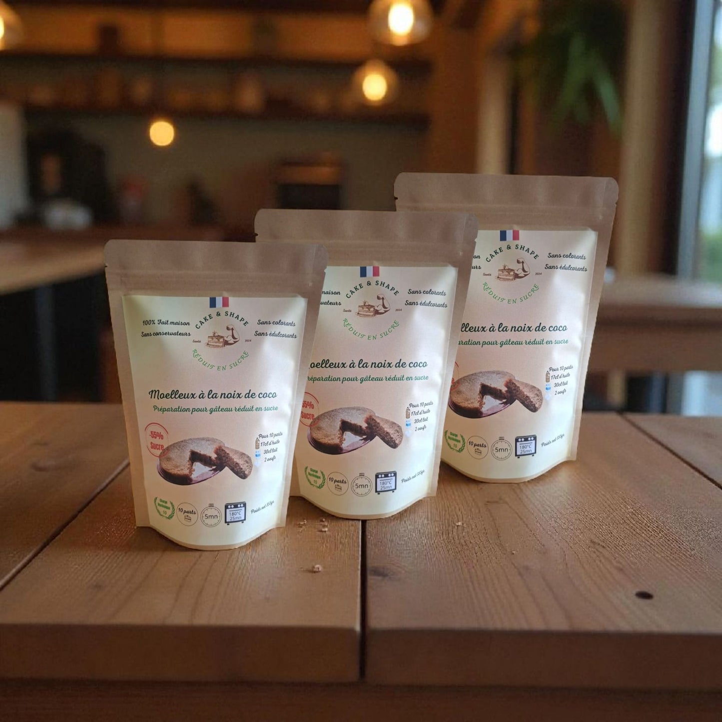 Lot de 3 Paquets de préparations de Moelleux à la noix de coco réduites en sucre Cake and Shape